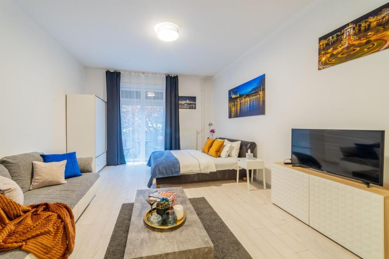 Del Mar Apartment Budapest Bagian luar foto